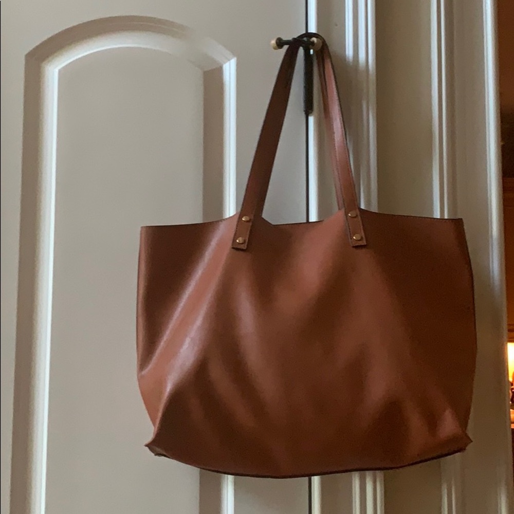 Lulu dharma leather shoulder bag!!!